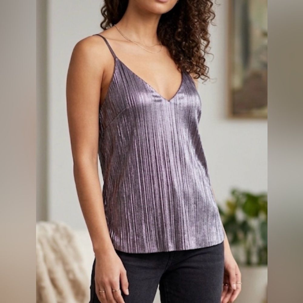 Sweewë Paris Pleated V-Neck Camisole with Slim Straps Size‎ S/M